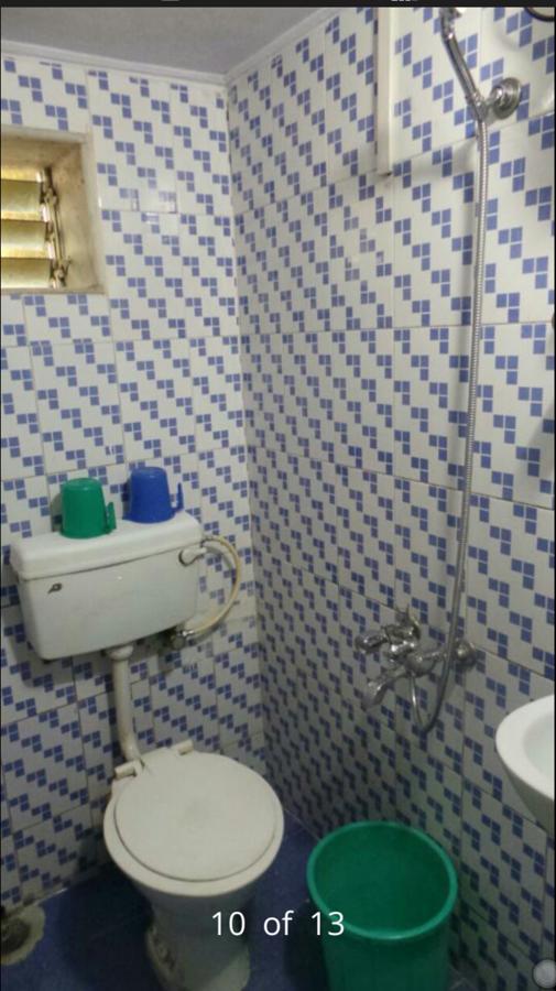 New Metro Guest House Мумбаи Экстерьер фото